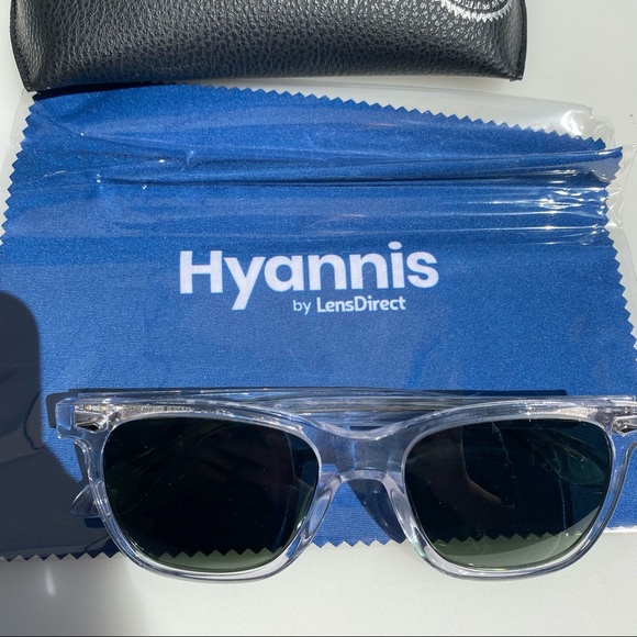 NWT HYANNIS Limited Edition Sunglasses